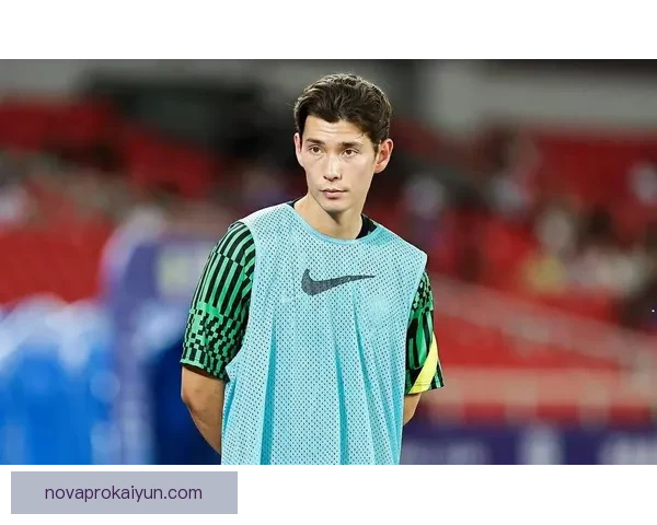 挪威队新款红白队服发布，展现国家足球精神与时尚风潮值得关注