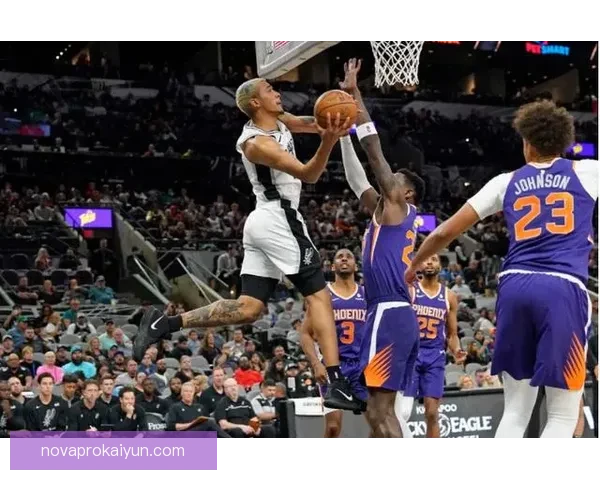 莫利纳进攻意识持续提升，表现备受关注